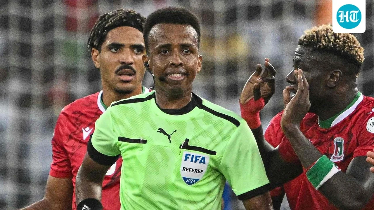 索马里裁判阿尔坦赴美被拒:FIFA世界杯裁判跨境流动趋势对比